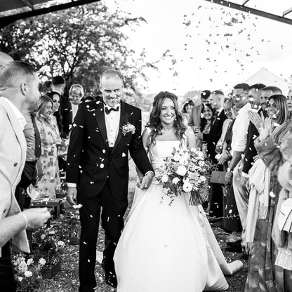 White Hydrangea Petal Natural Confetti | 100% Natural & Biodegradable