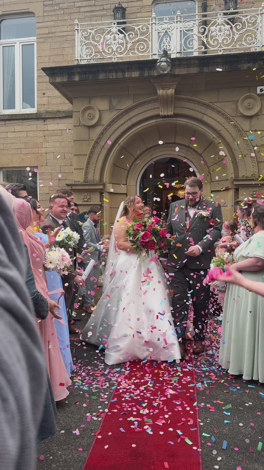 Biodegradable Mixed Pink Confetti